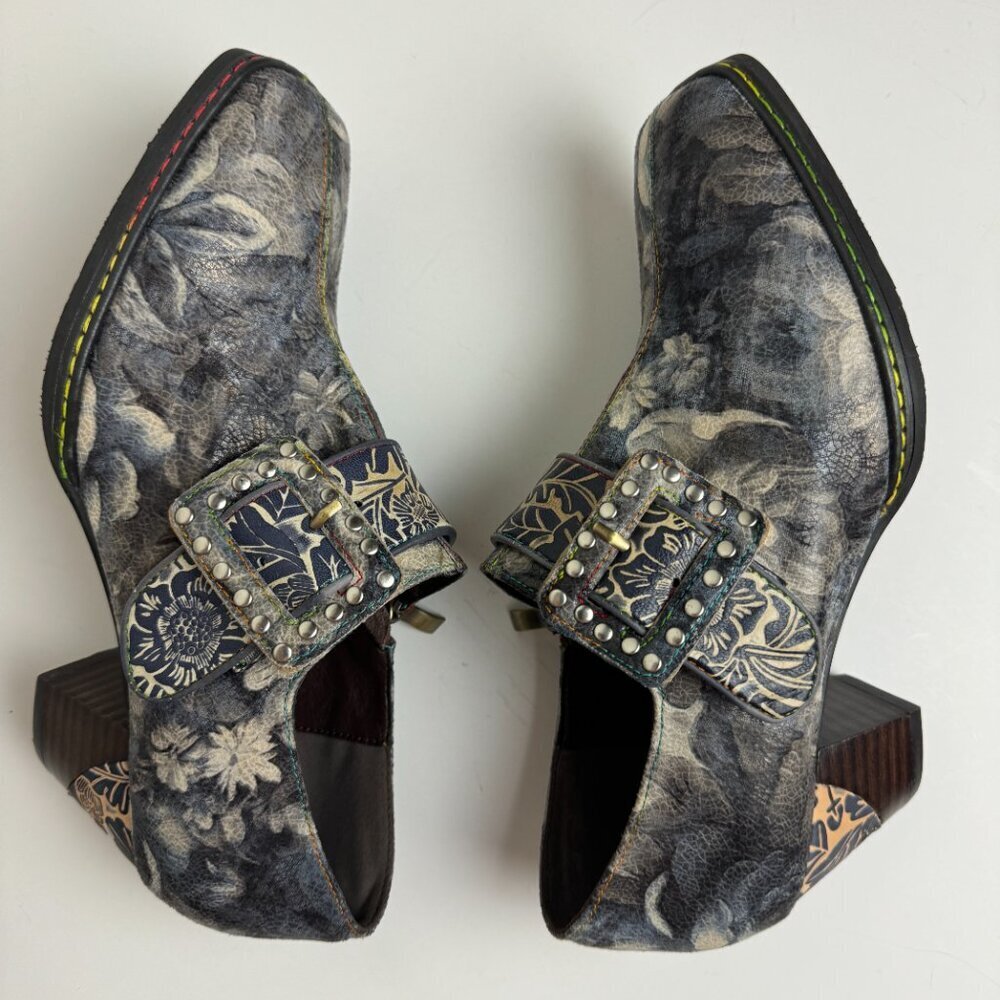 NWOT Gray Embossed Floral Buckle Leather Side Zip Loafer Bootie - Picture 10 of 14
